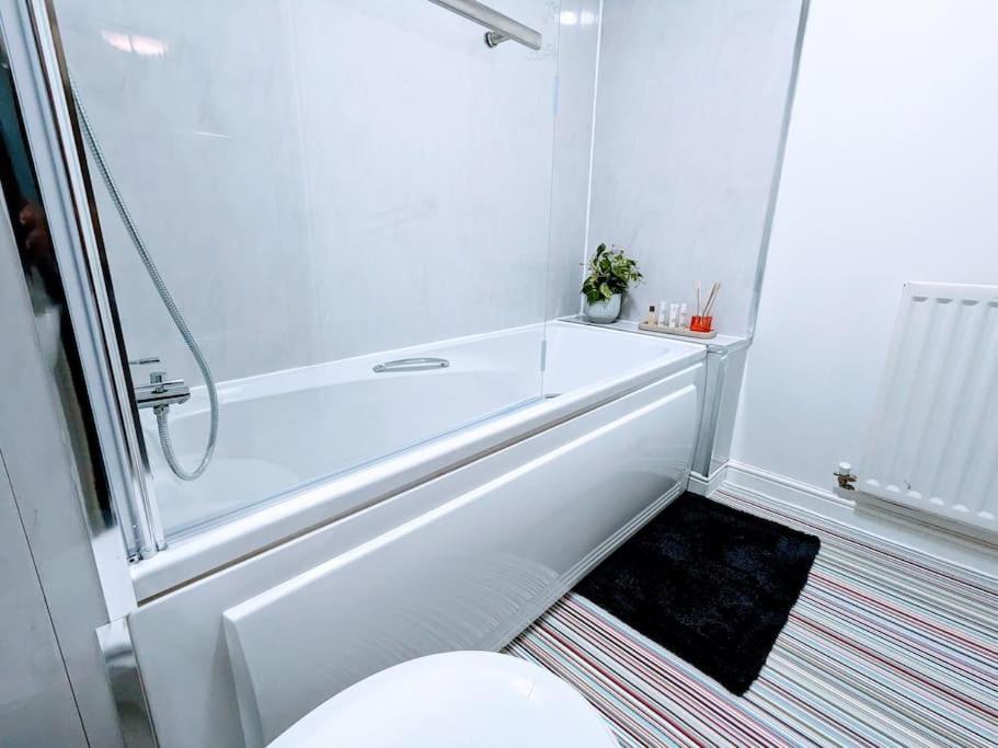 City Centre Comfort Northampton Apartment ภายนอก รูปภาพ